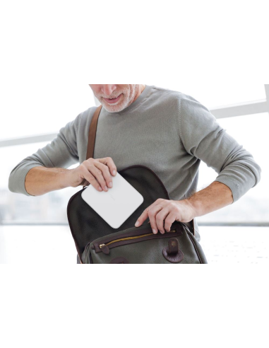 Proyector Optoma ML1080ST, lente corta,  triple láser RGB ultraportátil, gran pantalla en la palma de tú mano