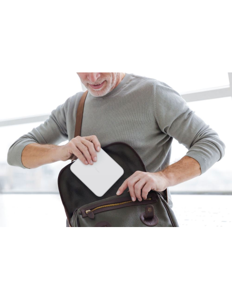 Proyector Optoma ML1080ST, lente corta,  triple láser RGB ultraportátil, gran pantalla en la palma de tú mano