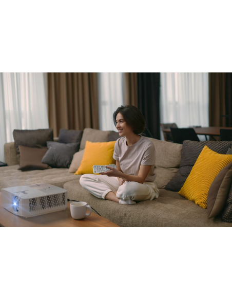 Proyector Optoma UHD35STx de lente corta 4K UHD de Gaming y Home Entertaiment