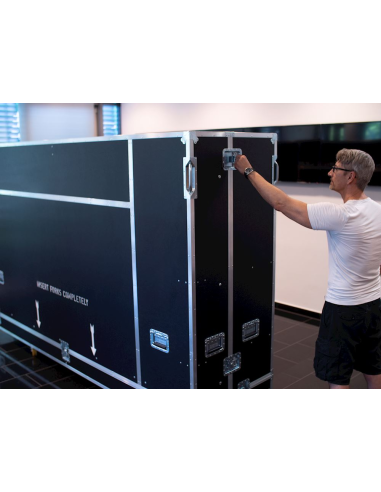 Flightcase de transporte Optoma QUADShow  todo en uno, Elevación vertical motorizada